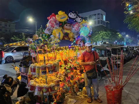 柬埔寨首都金边欢庆“跨年之夜”