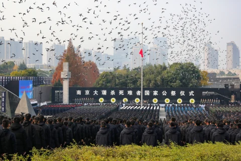 南京大屠杀死难者国家公祭仪式在南京举行